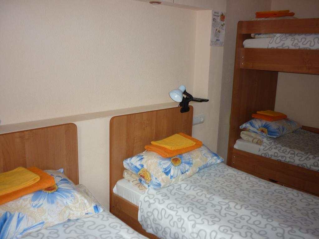 Guest Rooms Apelsin İjevsk Oda fotoğraf